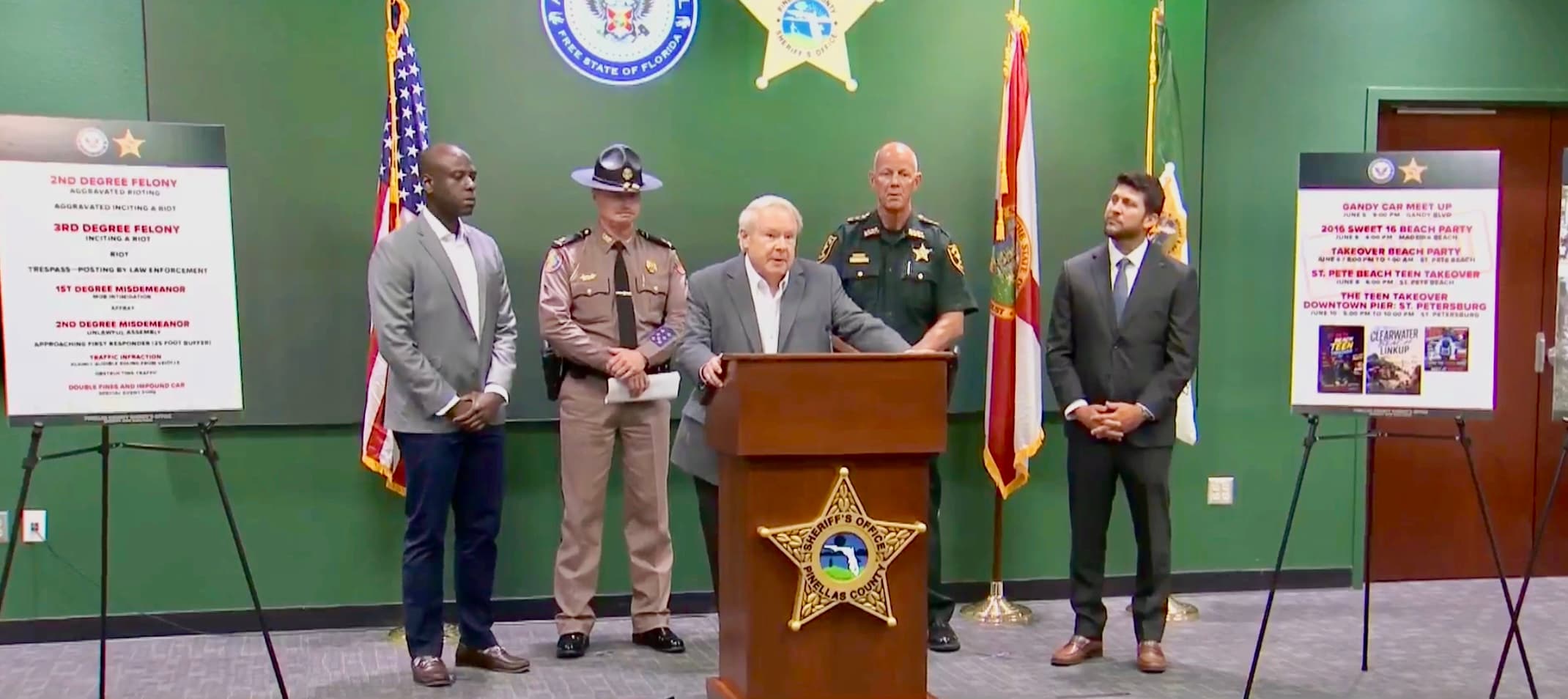 Press conference in Largo